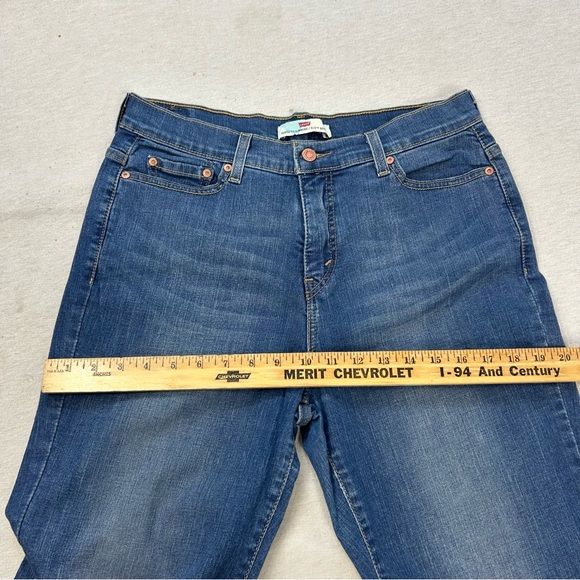 Levi’s Medium Wash High Rise Perfectly Slimming 512 Boot Cut Jeans Size 12 LONG - Picture 5 of 10
